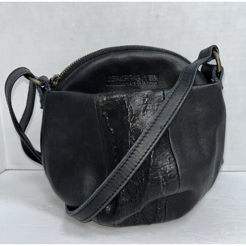 Lempp & Yin Handmade Leather Crossbody Purse Black Minimalistic Preppy Versatile